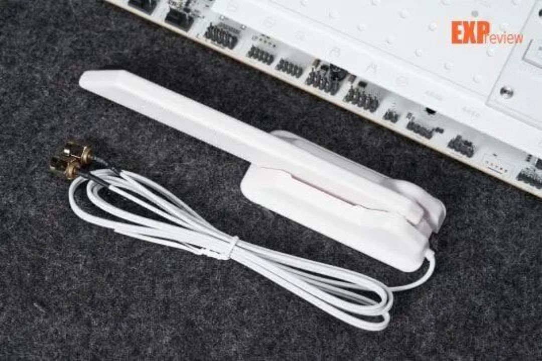 七彩虹CVN B850M ARK FROZEN V14主板评测:全面进化的方舟