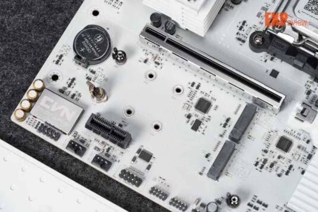 七彩虹CVN B850M ARK FROZEN V14主板评测:全面进化的方舟