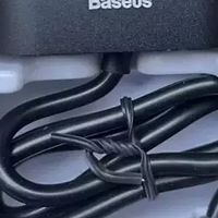 倍思车载快充：数显监测充电状态