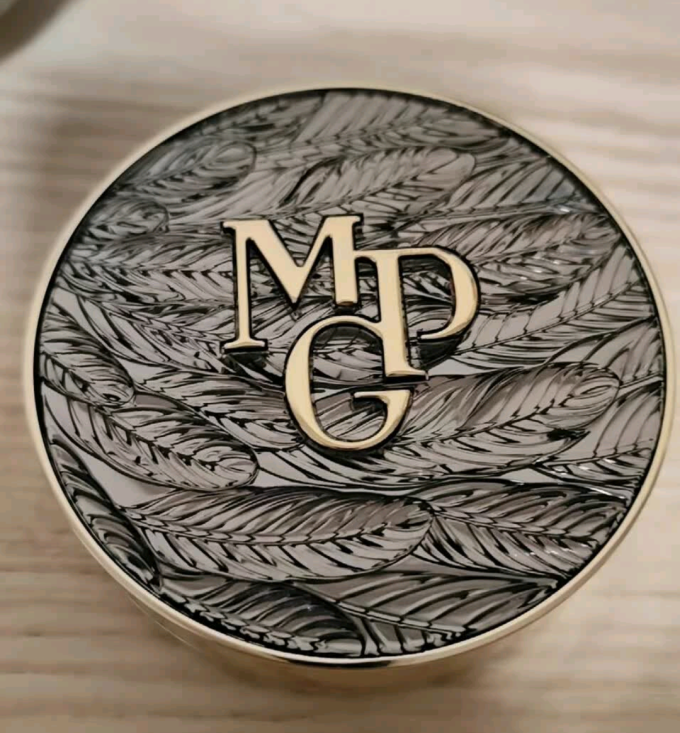 毛戈平粉底液