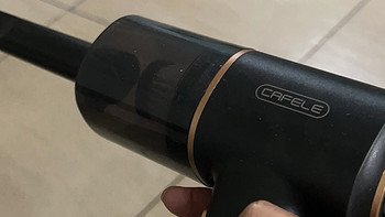 卡斐乐新款吸尘器：车内清洁利器