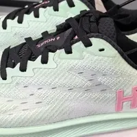 HOKA 克利夫顿 9 实测！双 11 买对跑鞋太值了​