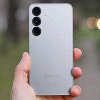 高配小屏手机选购指南，轻巧便携，这4款性能强拍照好还不贵