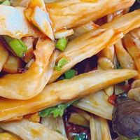 我的年度新喜，杏鲍菇凉拌与蒜香五花肉炒蒜苔