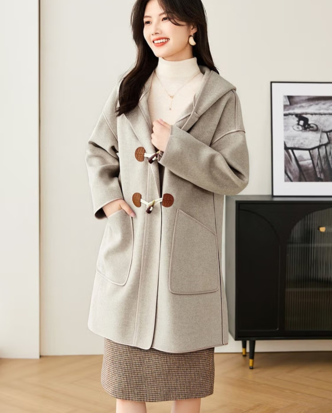德玛纳女士风衣
