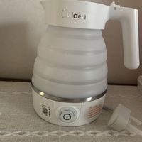 美的折叠电水壶：差旅者的安心伴侣