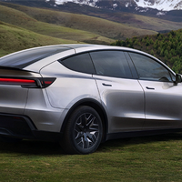 多位特斯拉车主称车机有乱打电话的bug 有车主一天给老板打了12个电话