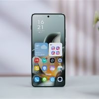 联想发布极致轻薄moto X70 Air，2399元起售