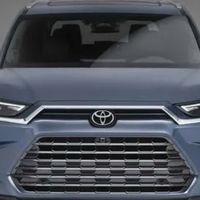 家用SUV标杆！丰田大汉兰达：2.4T混动+全时四驱，空间大到能躺平