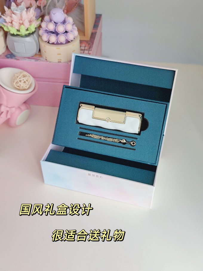 花西子口红