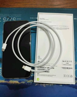 苹果iPhone 15 Plus 128GB黄色版