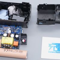 十分小巧精美，酷态科10号超级电能充Fusion二合一充电器拆解