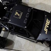 高硬度框架抗冲击强，这款越野车太酷啦！