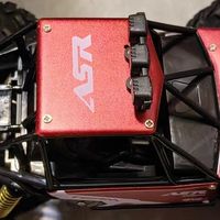 遥控越野车，周末亲子陪伴的快乐！