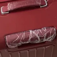 双 11 行李箱选它！美旅 28 寸轻便还能坐​