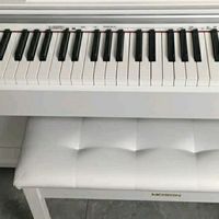 卡西欧PX870电钢琴：88键重锤智能互动