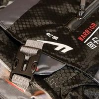 轻盈耐用的回力登山包体验