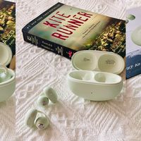 被问爆的耳夹耳机！iKF Air Clip这波直接把“无感佩戴”玩明白了