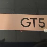 真我GT5 Pro：高性价比拍照手机