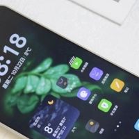 小米开启“清仓模式”，从4499元降至2749元，旗舰手机跌至冰点价