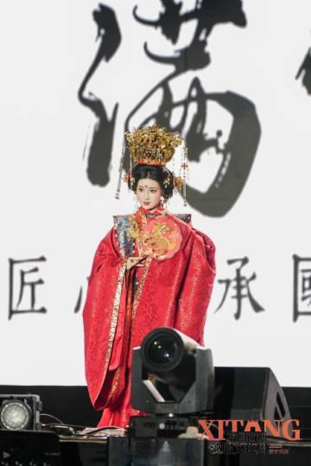 西塘汉服音乐节国潮盛典:电音摇滚碰撞千年文明激活文旅新势力