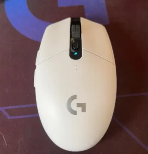 罗技G304：百元档的可靠战神，依旧能打！」