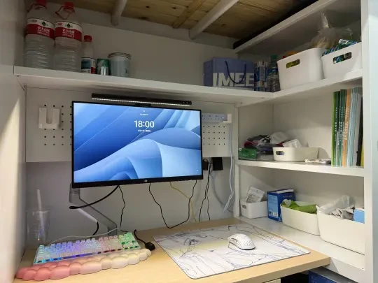 右划👉🏻看一个月的宿舍变化