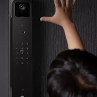 2025年度新品小米智能门锁4 Pro双摄版，全家适配的安全便捷神器