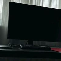 三星玄龙骑士显示器实测：32英寸4K屏，游戏办公影音全适配