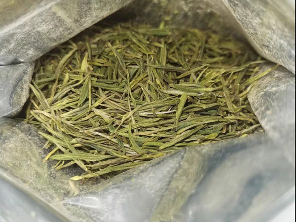 本来春天买的绿茶已经喝完了，看到有做活动的，顺手又买了点儿
