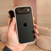 王心凌晒照意外曝光苹果最薄新机iPhone Air