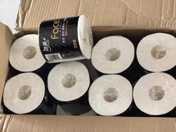 洁柔纸品湿巾