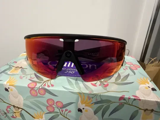 Oakley Meta Vanguard