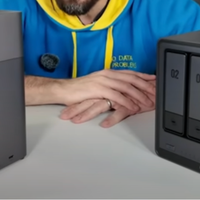 成品NAS vs DIY手搓NAS？98位用户真实体验告诉你答案