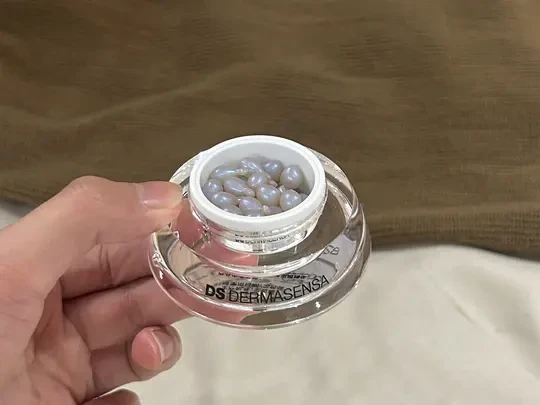 截至目前真正能让眼纹提起来的眼精华