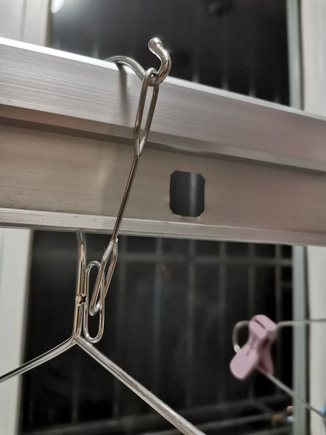 实心不锈钢衣架，承重无忧
