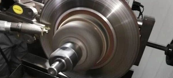 汽车保养时我们的一些错误认知