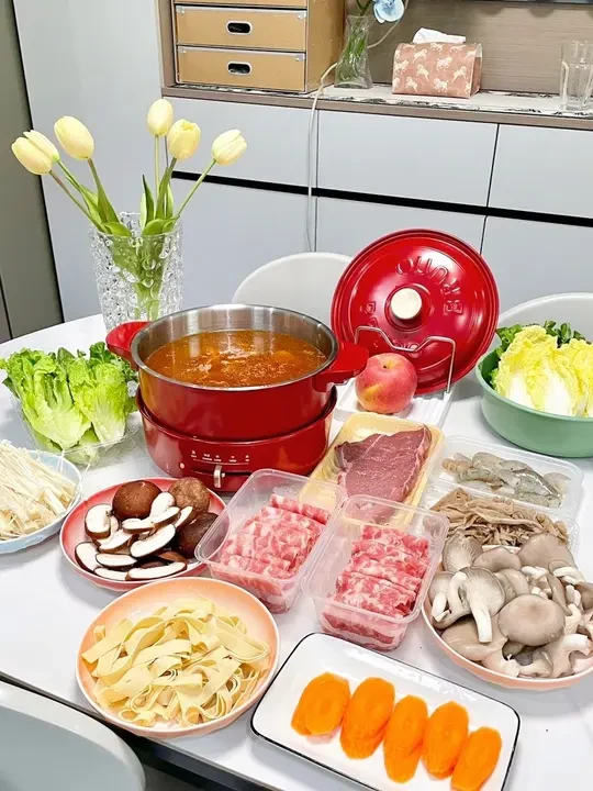 好喜欢我的电火锅～周末宅家火锅涮肉好幸福