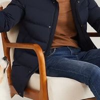 雅戈尔立领连帽长款羽绒服：冬日里的耐穿舒适之选