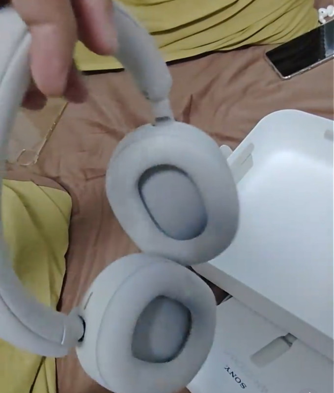 索尼蓝牙耳机