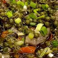 麻鲜嫩的烧椒豆花牛肉