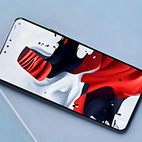 华为手机涨价合理吗？65%用户认为贵得有底气，35%质疑收割智商税