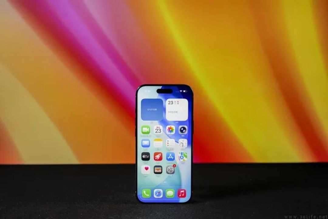 测完iPhone Air，终于知道它为啥“对手”很少了