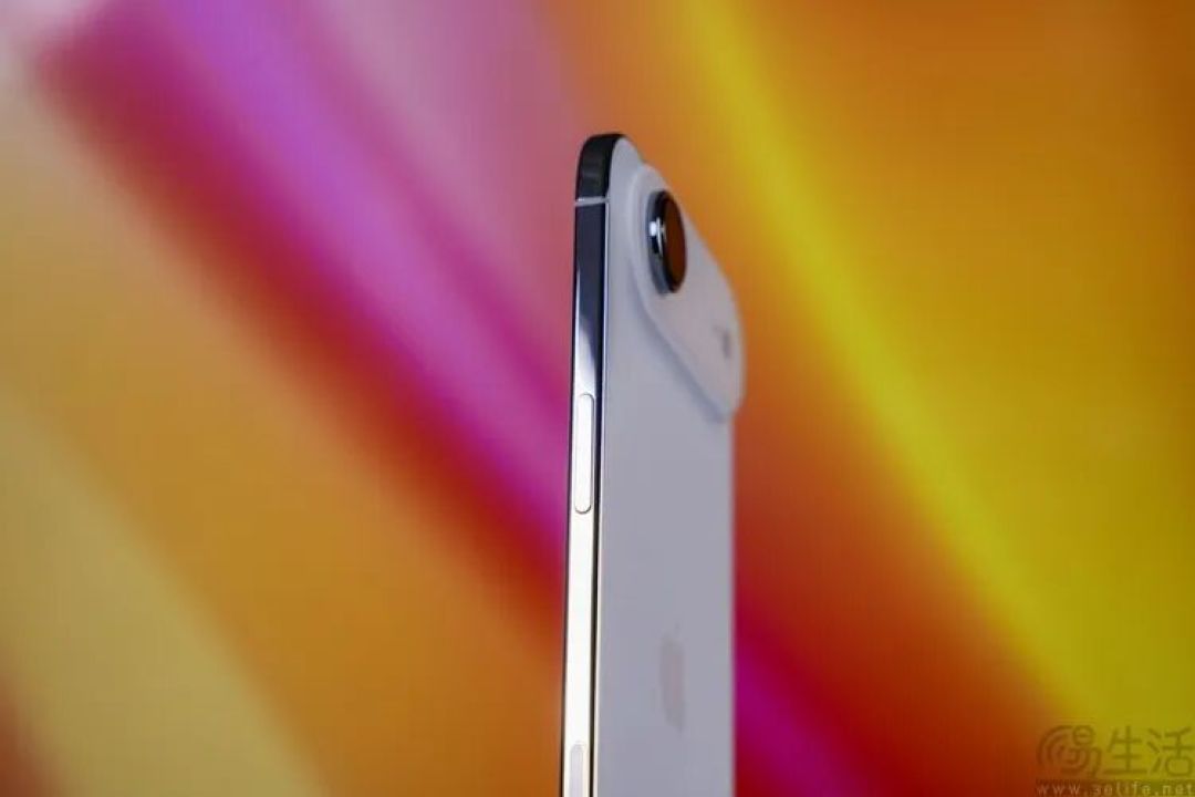 测完iPhone Air，终于知道它为啥“对手”很少了