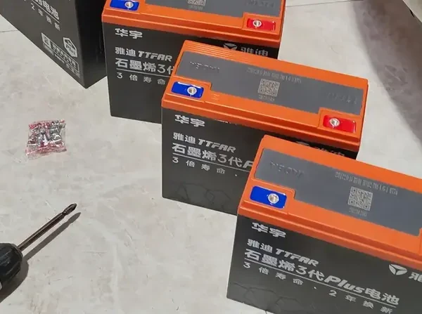 天能、超威石墨烯电池，按品质分为高中低三档，车主该怎么选择？