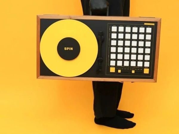 SPIN：AI 音乐合成器