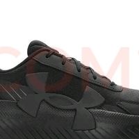 UA新款跑鞋：透气缓震佳