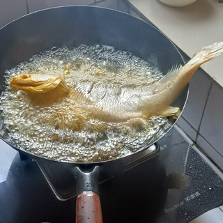简单测评下‘’黄小渔京东自营旗舰店‘’的800g大黄鱼，