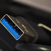 视频博主双 11 狂喜：三星 T7 传 4K 素材秒速，云存储都省了！​