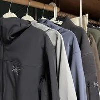 始祖鸟Gamma MX黑色vs白色？我们汇总了上百条真实用户反馈，答案在这